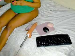 BEST DICK SUCKER ON CAMSODA